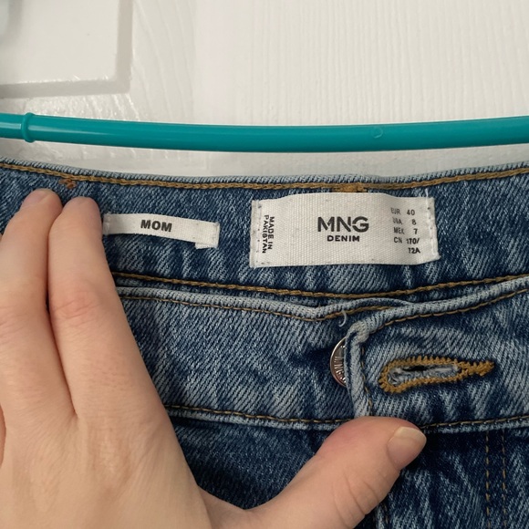Mango Mom Jeans - Picture 2 of 3